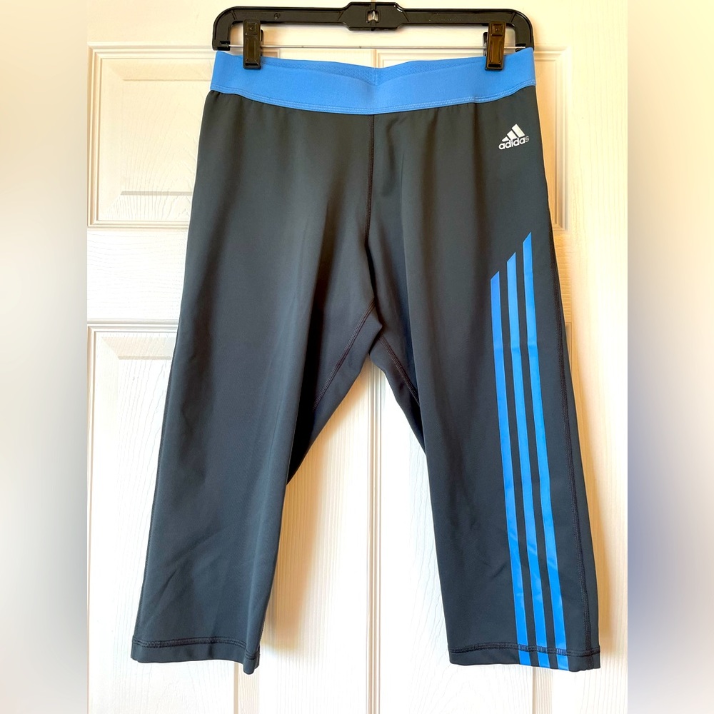 Adidas Women’s Techfit 3/4 leggings size L
